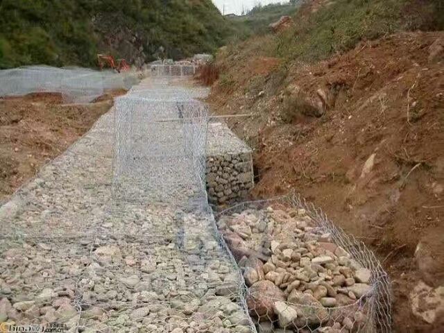 鉛絲石籠 鉛絲石籠